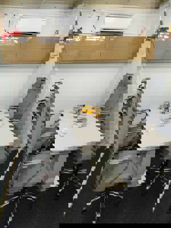 Office Space For Rent in Satra Plaza