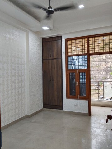 2 BHK Builder Floor For Sale in Divyansh Onyx, Gyan Khand