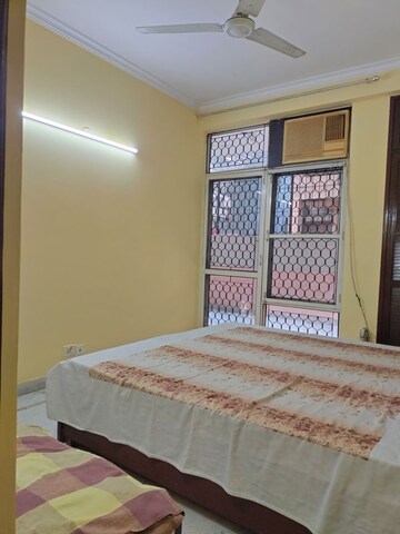 Bedroom in 3 BHK Apartment at Ansal Sushant Apartments, Sushant Lok I – for Rent
