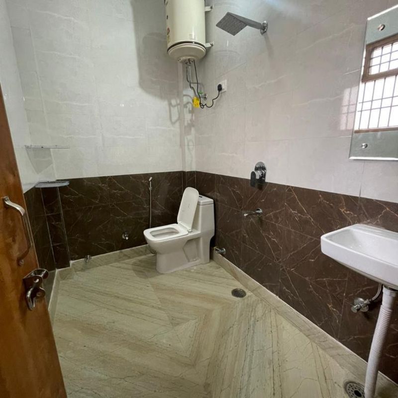 2 BHK Apartment For Rent in Global Foyer