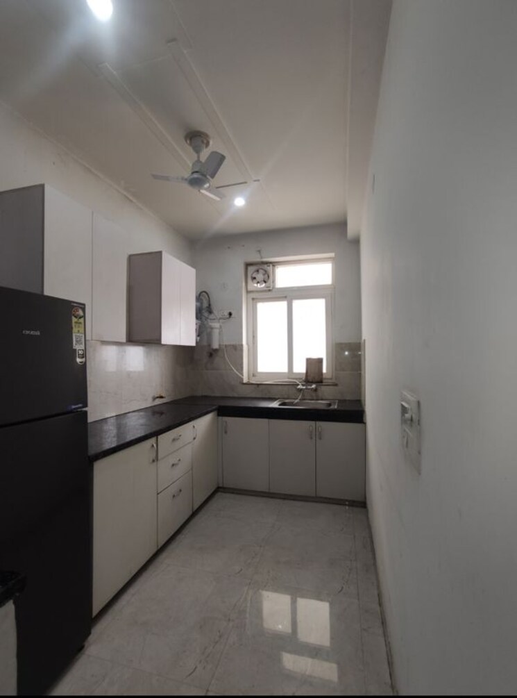Kitchen, hong-kong-bazaar 2 Bedroom 1200 Sq.Ft. Builder Floor In Sector 57 Gurgaon 9834082