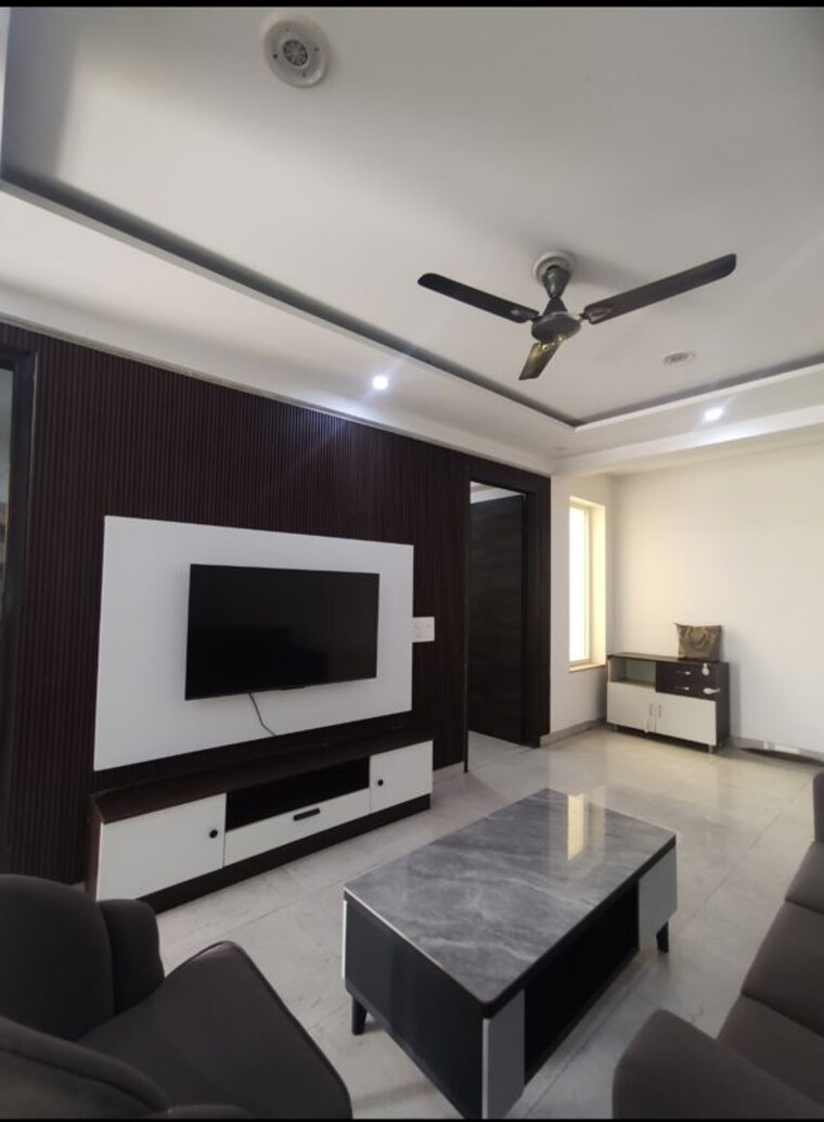 Kitchen, hong-kong-bazaar 2 Bedroom 1200 Sq.Ft. Builder Floor In Sector 57 Gurgaon 9834082