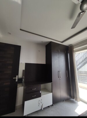 Kitchen in 2 BHK Builder Floor at Hong Kong Bazaar, Sector 57 – for Rent