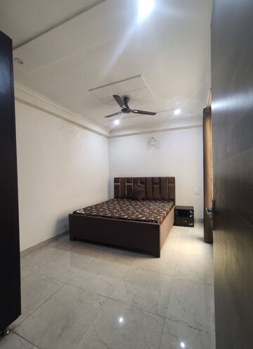 Living Room in 2 BHK Builder Floor at Hong Kong Bazaar, Sector 57 – for Rent