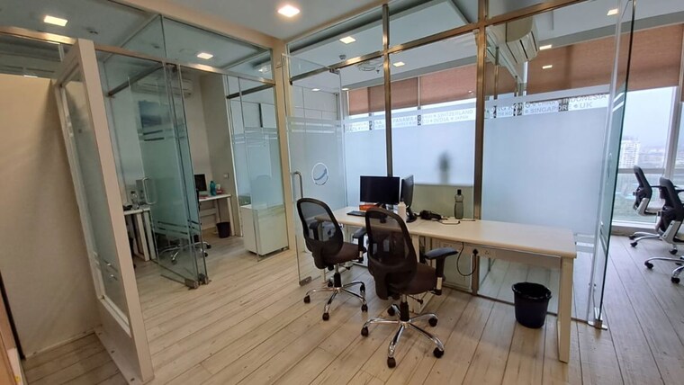 Team Area, greenscape-cyber-one Commercial Office Space 1500 Sq.Ft. In Vashi Sector 30a Navi Mumbai 9834094