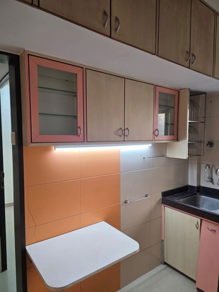 Kitchen, vile parle east 2 Bedroom 850 Sq.Ft. Apartment In Vile Parle East Mumbai 9834095