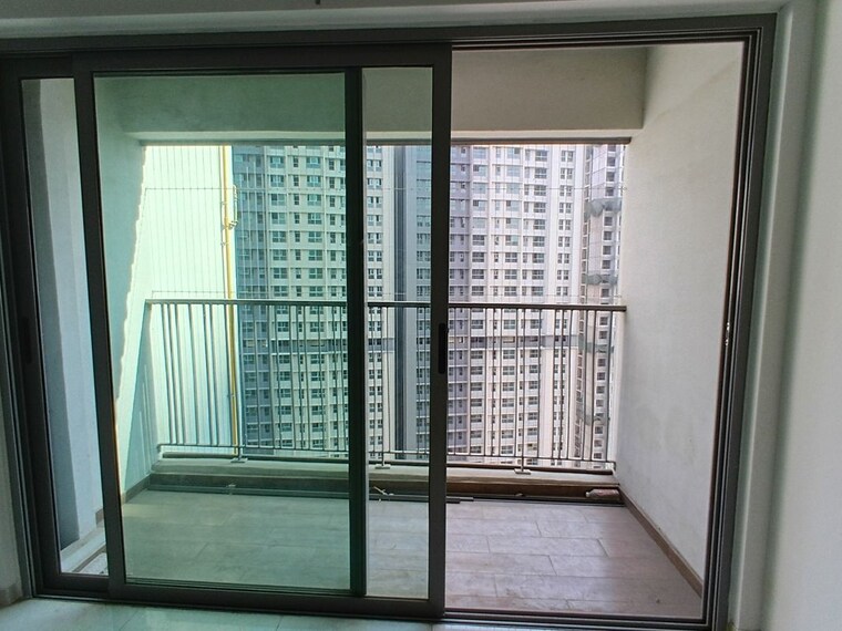 Room, kalpataru-immensa-b 2 Bedroom 808 Sq.Ft. Apartment In Kolshet Road Thane 9834120