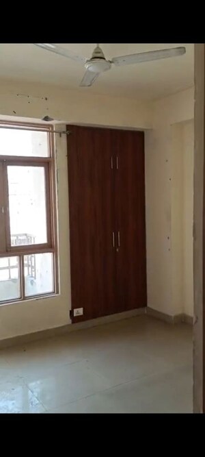 2 BHK Apartment For Sale in Raj Nagar Extension