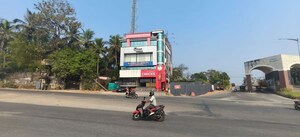  Showroom – Exterior View View at Kakkanad - for Rent