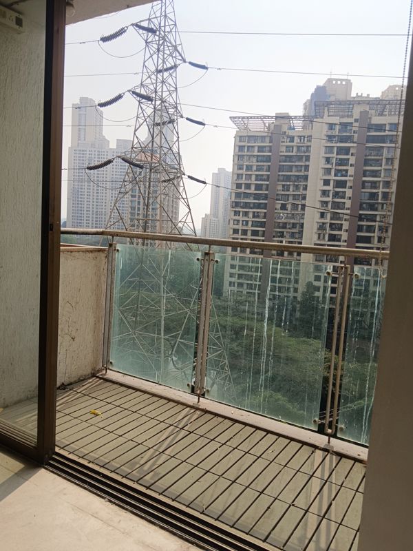 3 BHK Apartment For Rent in Lodha Luxuria