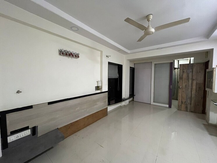 Room, best-complex-andheri-west 3 Bedroom 1250 Sq.Ft. Apartment In Andheri West Mumbai 9732839