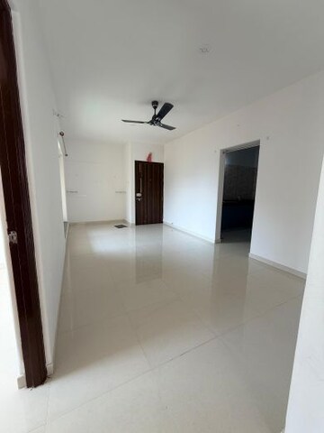 Room in 2 BHK Apartment at Goel Ganga Amber, Tathawade – for Rent