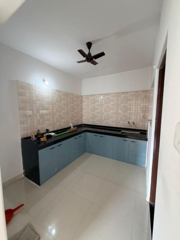 Bathroom, goel-ganga-amber 2 Bedroom 765 Sq.Ft. Apartment In Tathawade Pune 9834586