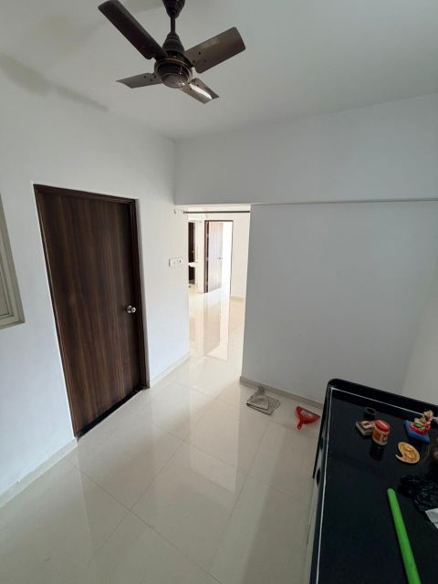 2 BHK Apartment For Rent in Goel Ganga Amber