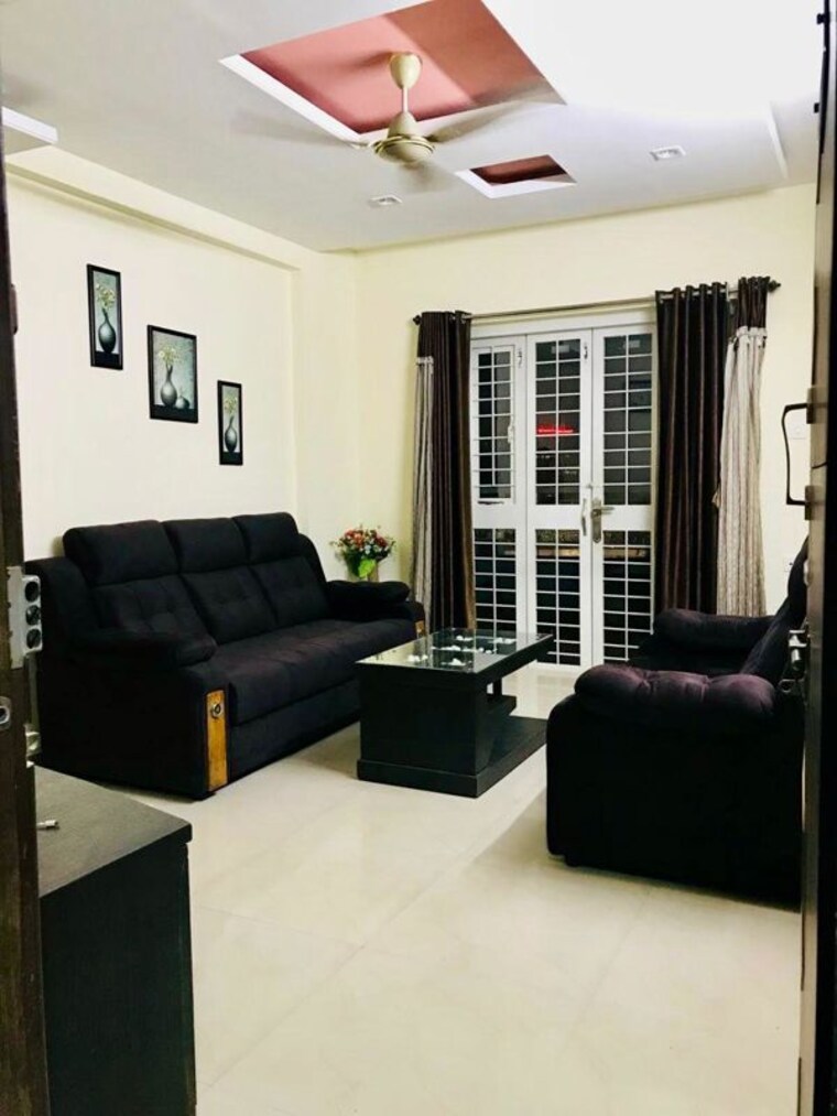 Living Room, tyagi-hadapsar 3 Bedroom 220 Sq.Yd. Villa In Hadapsar Pune 9834599