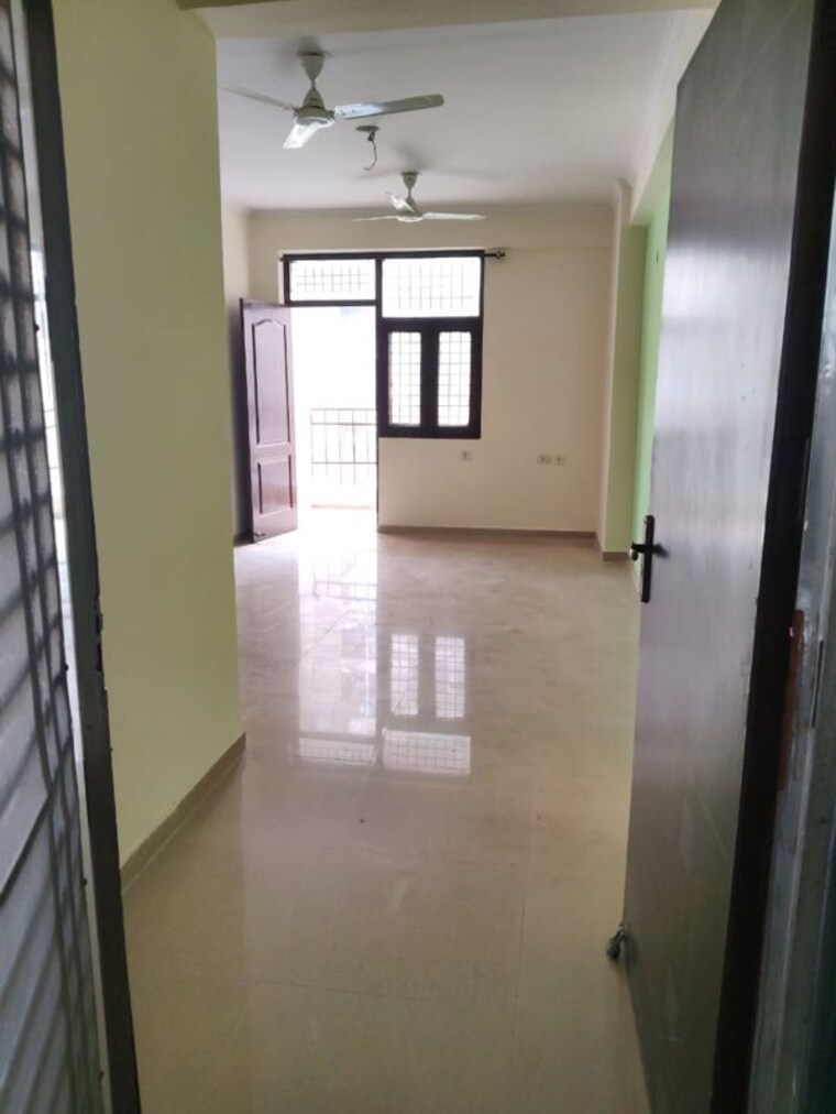 undefined, raj nagar extension 3 Bedroom 1650 Sq.Ft. Apartment In Raj Nagar Extension Ghaziabad 9834522