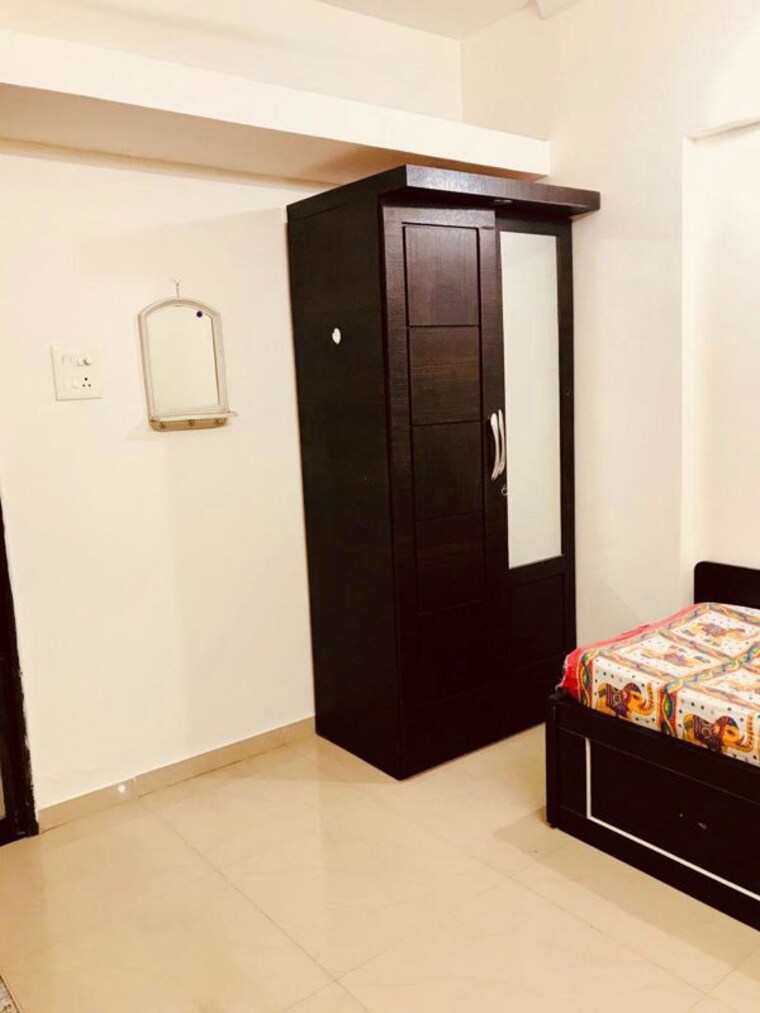 Bedroom, tyagi-hadapsar 4 Bedroom 240 Sq.Yd. Villa In Hadapsar Pune 9834614