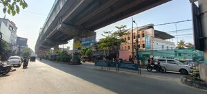  Showroom – Exterior View View at Kaloor - for Rent