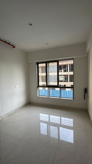 Room in 1 BHK Apartment at Shivalik Prabhat Darshan, Khar East – for Rent