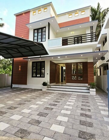 3 BHK Villa For Sale in Mundur