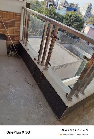 Balcony in 1 RK Builder Floor at Sector 48 – for Rent