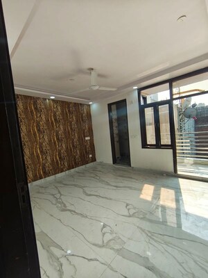 Room in 2 BHK Builder Floor at Govindpuri – for Sale