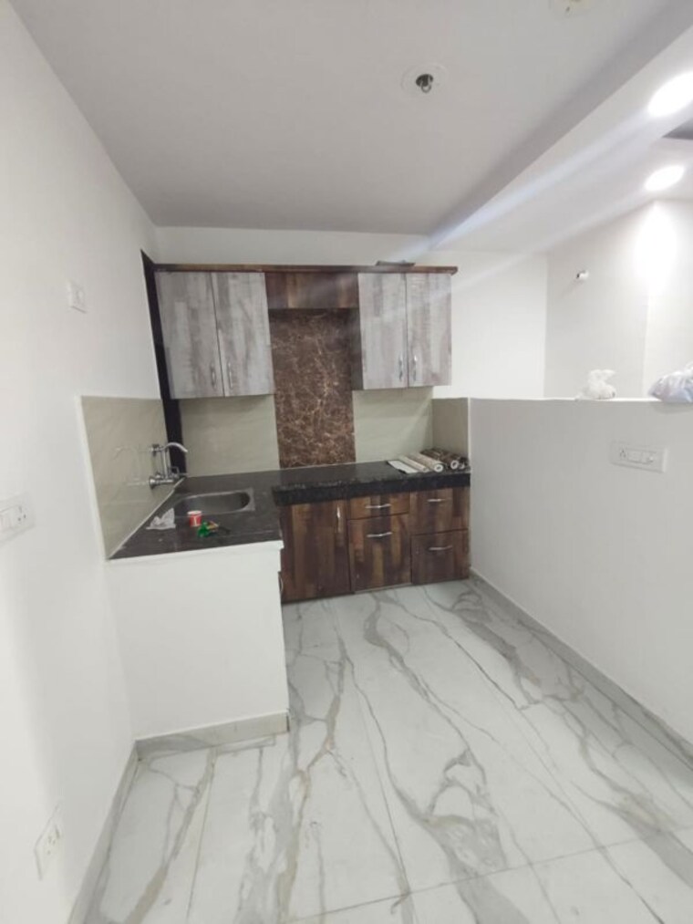 Kitchen, govindpuri 2 Bedroom 90 Sq.Yd. Builder Floor In Govindpuri Delhi 9834884