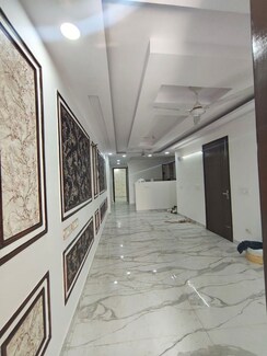 2 BHK + Servant Room,Study Room Builder Floor For Sale in Govindpuri