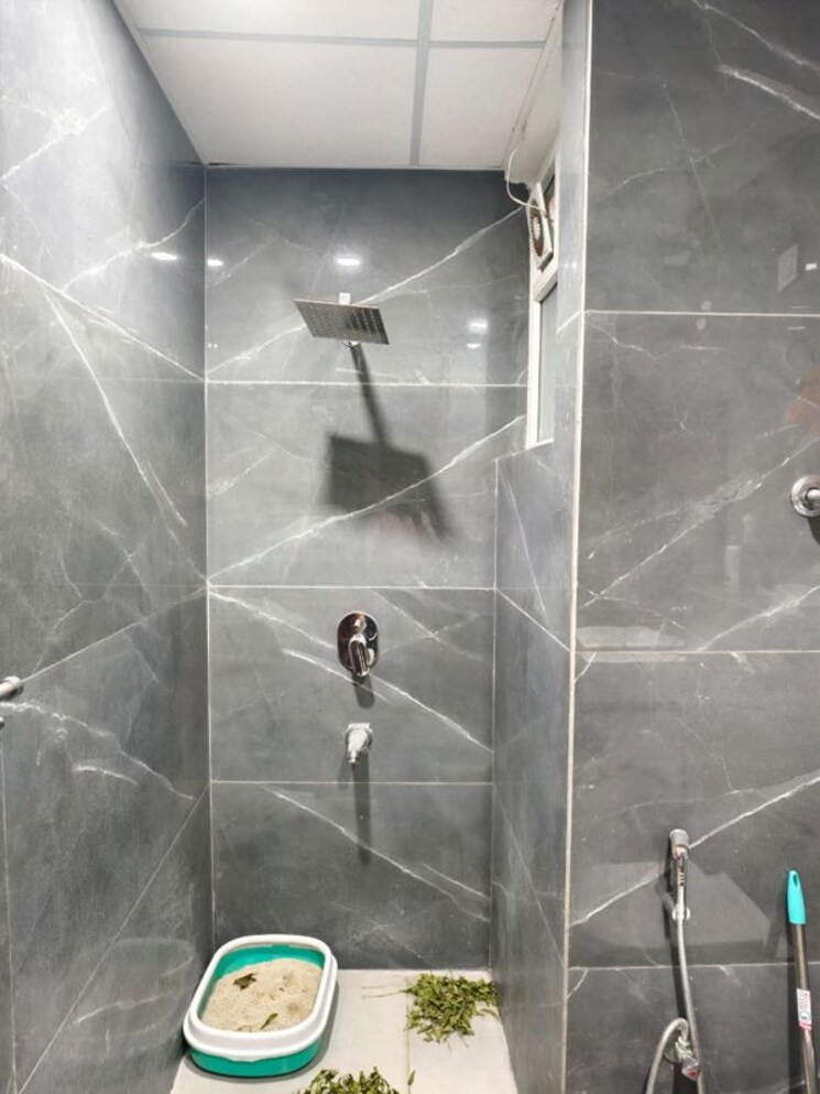 Bathroom, ghb-splande 3 Bedroom 1735 Sq.Ft. Apartment In Patiala Road Zirakpur 9834902