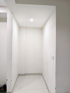 3 BHK + Pooja Room Apartment For Sale in GHB Splande