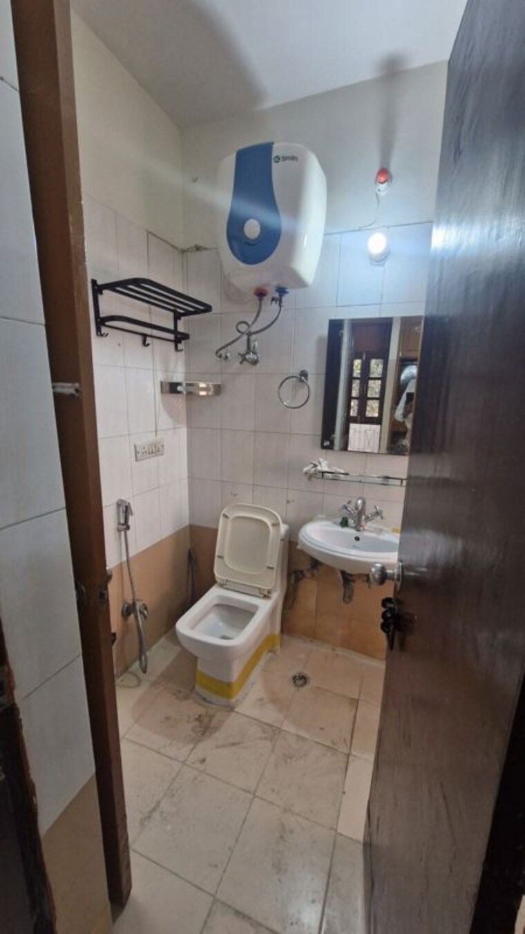 Master Bedroom, bancourt-apartment 3 Bedroom 1500 Sq.Ft. Apartment In Sector 43 Gurgaon 9834903