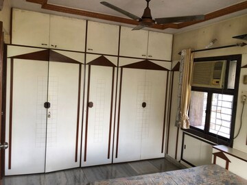 Bedroom in 2 BHK Apartment at Raheja Township, Malad East – for Rent