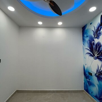 Furnished Amenities in 3 BHK Builder Floor at Govindpuri – for Sale