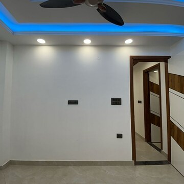 Room in 3 BHK Builder Floor at Govindpuri – for Sale