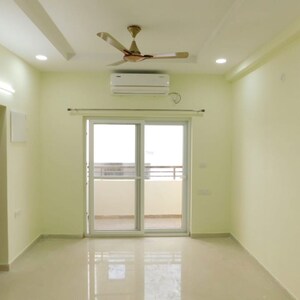 Room in 2 BHK Builder Floor at Kondapur – for Rent