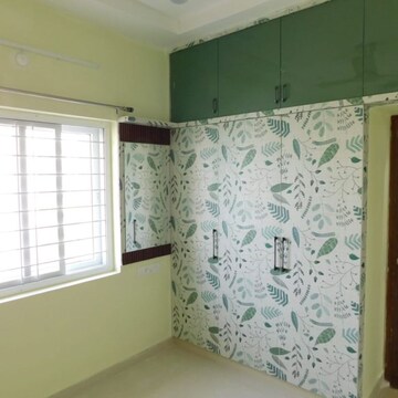 Room in 2 BHK Builder Floor at Kondapur – for Rent
