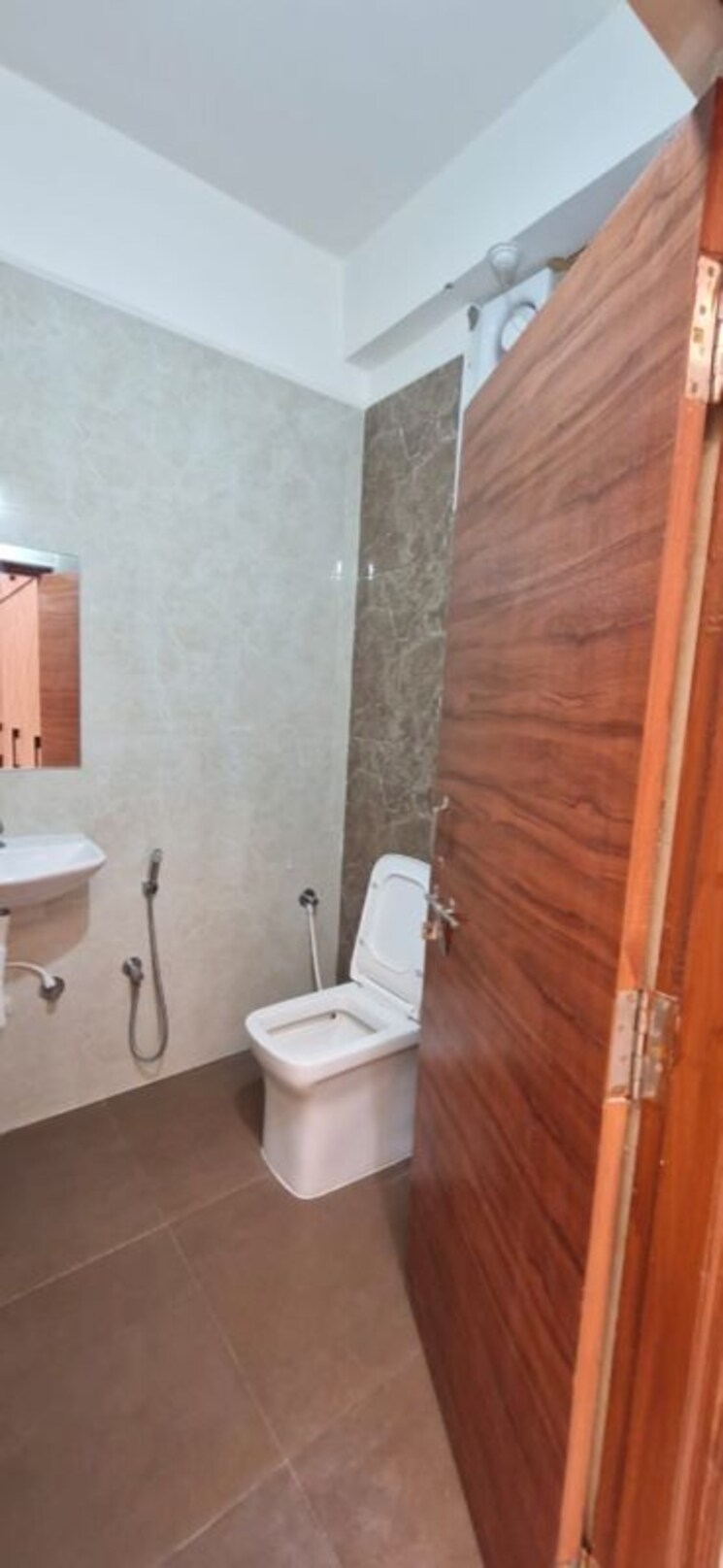 Bathroom, kondapur 3 Bedroom 1850 Sq.Ft. Builder Floor In Kondapur Hyderabad 9835130