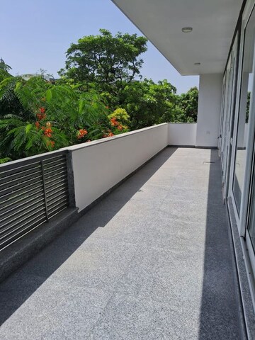 Balcony in 4 BHK Builder Floor at Defence Colony – for Rent
