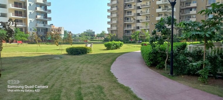 Garden, sushma-grande-nxt 3 Bedroom 1700 Sq.Ft. Apartment In Lohgarh Zirakpur 9835003