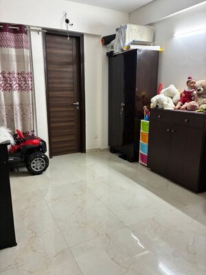 Parking in 2.5 BHK Builder Floor at Smart World Gems, Sector 89 – for Sale