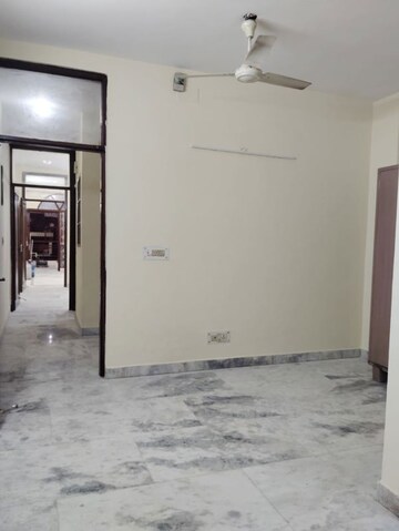 Room in 2 BHK Independent House at Kalkaji – for Rent