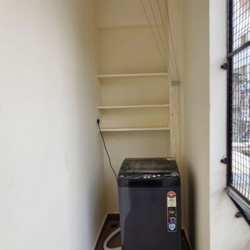 Furnished Amenities in 2 BHK Builder Floor at Kondapur – for Rent