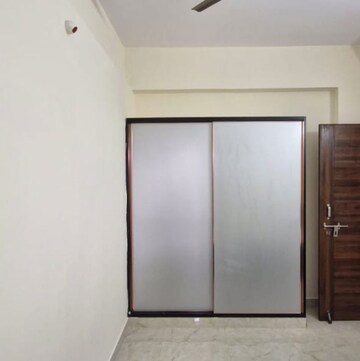 Room in 2 BHK Builder Floor at Kondapur – for Rent