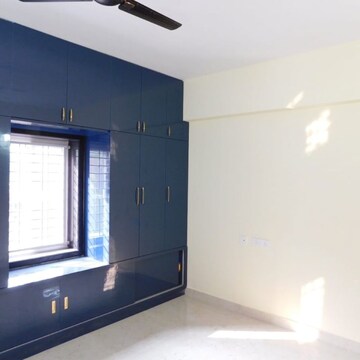 Room in 2 BHK Builder Floor at Kondapur – for Rent