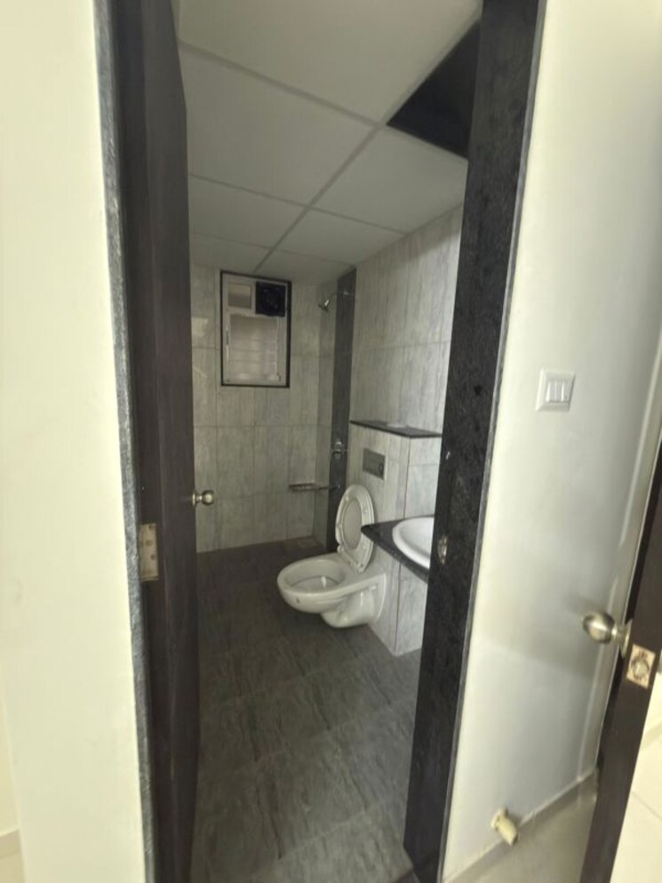 Bathroom, kolte-patil-r10 2 Bedroom 650 Sq.Ft. Apartment In Hinjewadi Pune 9835295