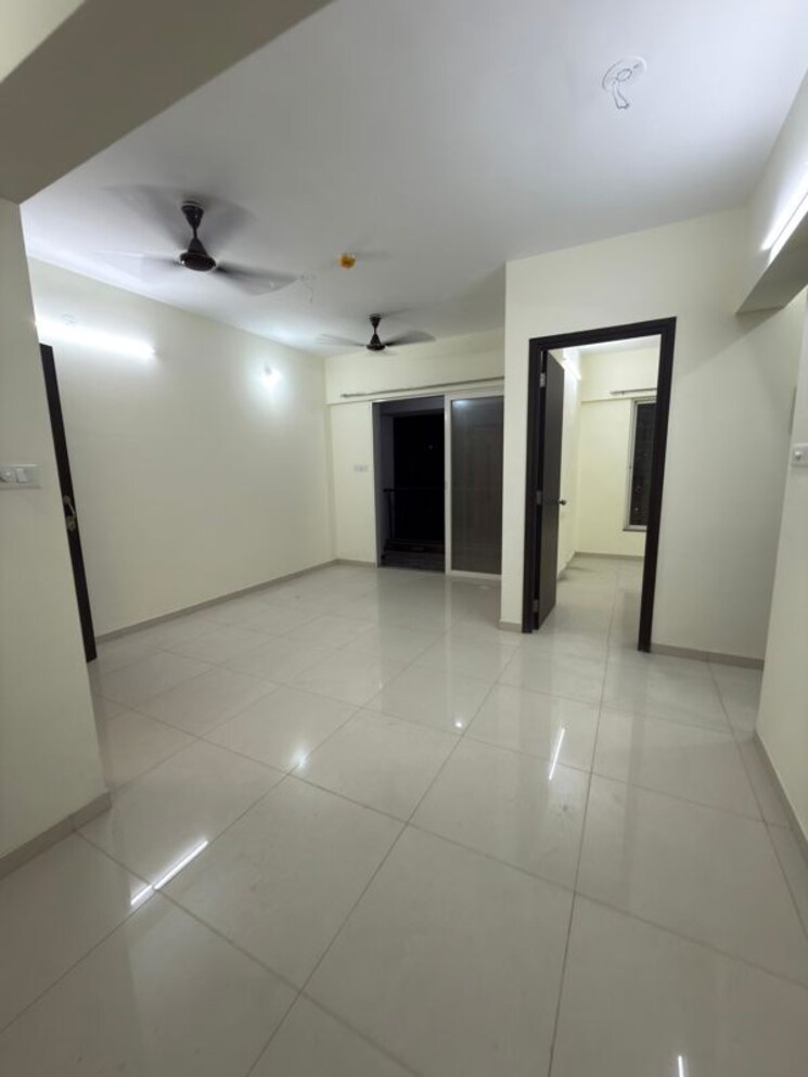 Room, kolte-patil-r10 2 Bedroom 650 Sq.Ft. Apartment In Hinjewadi Pune 9835295