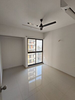Room in 2 BHK Apartment at Lodha Palava Marvella A H, Dombivli East – for Rent