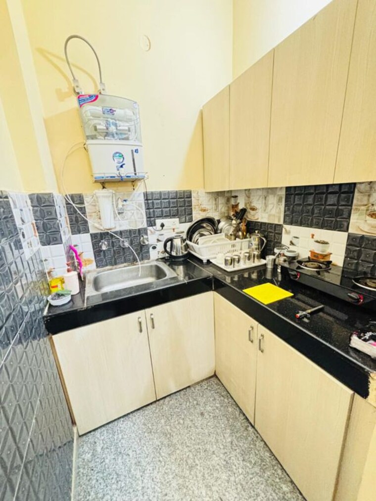 Master Bedroom, saket 2 Bedroom 250 Sq.Yd. Apartment In Saket Delhi 9835435