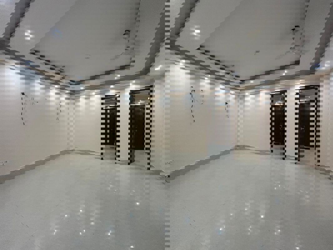 4 BHK Builder Floor For Rent in Saket