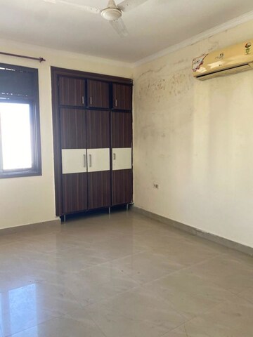2 BHK Apartment For Rent in Maya Garden City, Lohgarh